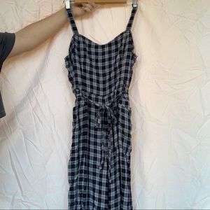 checkered flowy jumpsuit/overalls!